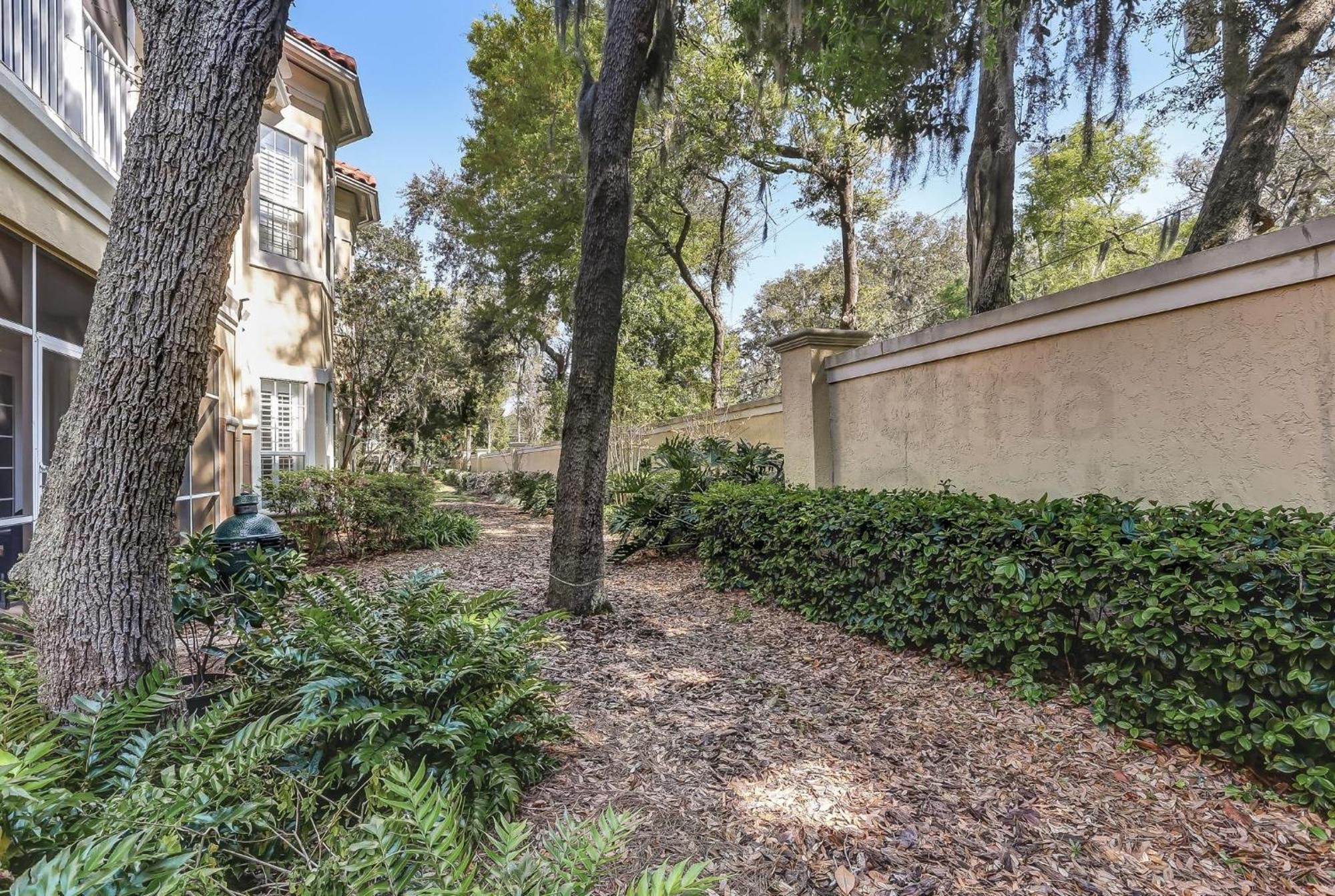 Gated Villas At Summer Beach American Beach Exterior photo